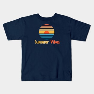 Summer vibes design Kids T-Shirt